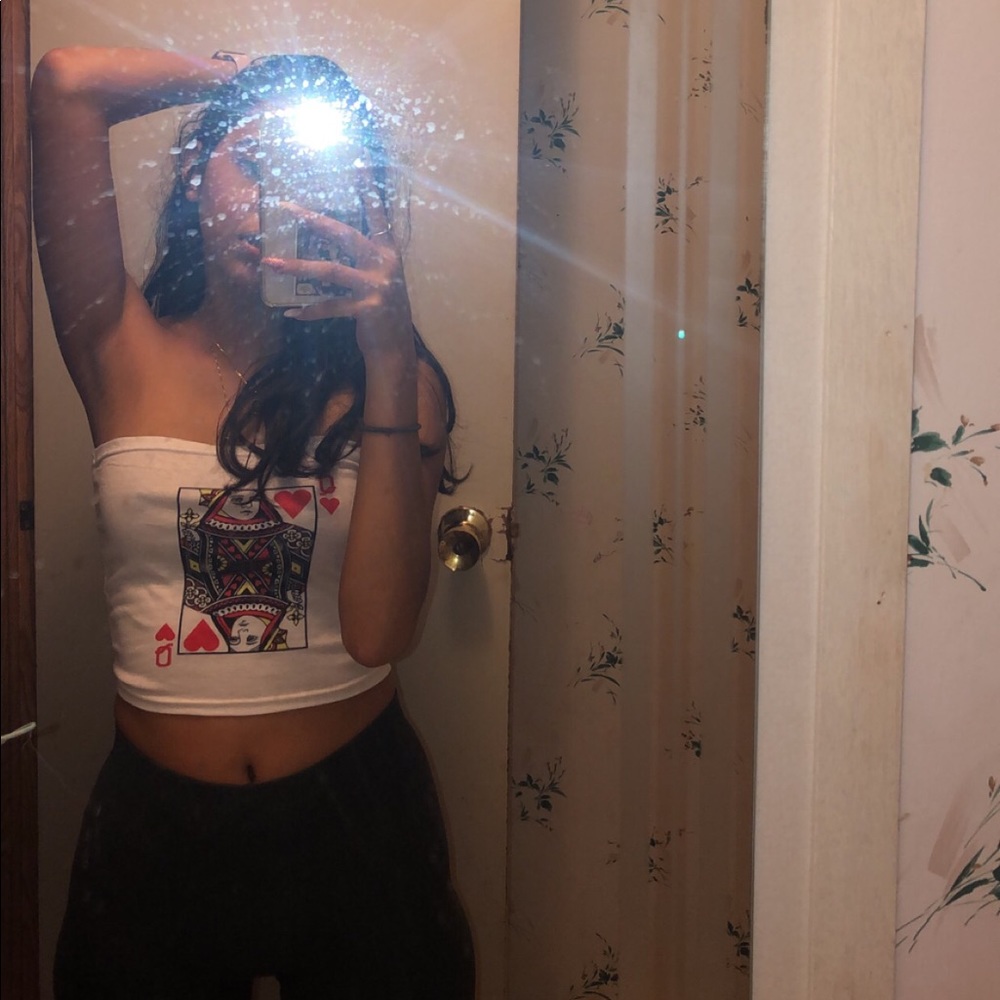 Queen of hearts crop top😍